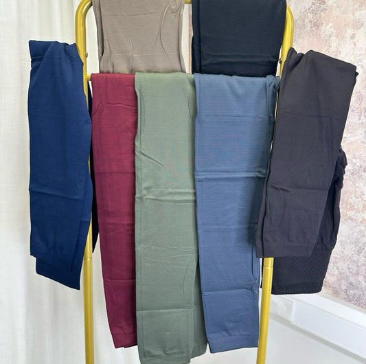 CW Viral Leggings Fleece Lined Fits sizes 10-18